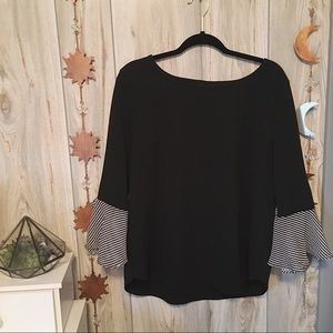 New York and Company Blouse NWT C2